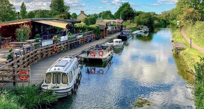 1 bedroom accommodation in North Newton