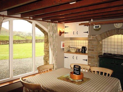 3 bedroom accommodation in Longshaw near Hawes