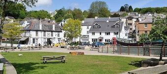 2 bedroom accommodation in Calstock