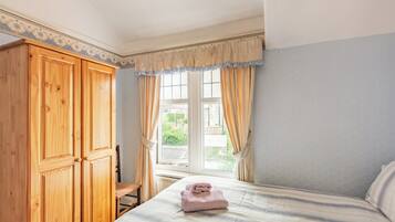 3 bedrooms, free WiFi, bed sheets