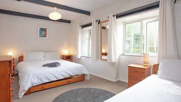 1 chambre, Wi-Fi gratuit, draps fournis