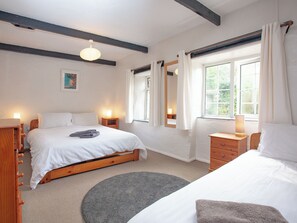 1 chambre, Wi-Fi gratuit, draps fournis