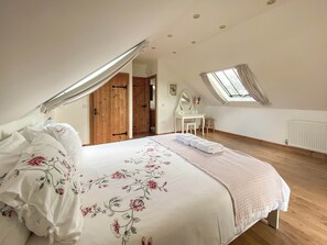 3 chambres, Wi-Fi gratuit, draps fournis