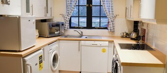 3 bedroom accommodation in Milton, near Tenby