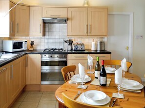 Dishwasher, freezer - 2 bedroom accommodation in Moffat (Moffat)