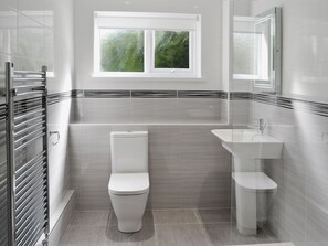 Towels - 2 bedroom accommodation in Bothenhampton, near Bridport (Bothenhampton, near Bridport)