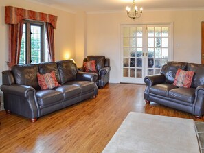 Interior - 6 bedroom accommodation in Milborne Port, near Sherborne (Milborne Port, near Sherborne)