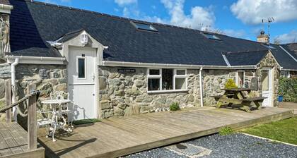 2 bedroom accommodation in Aberdaron