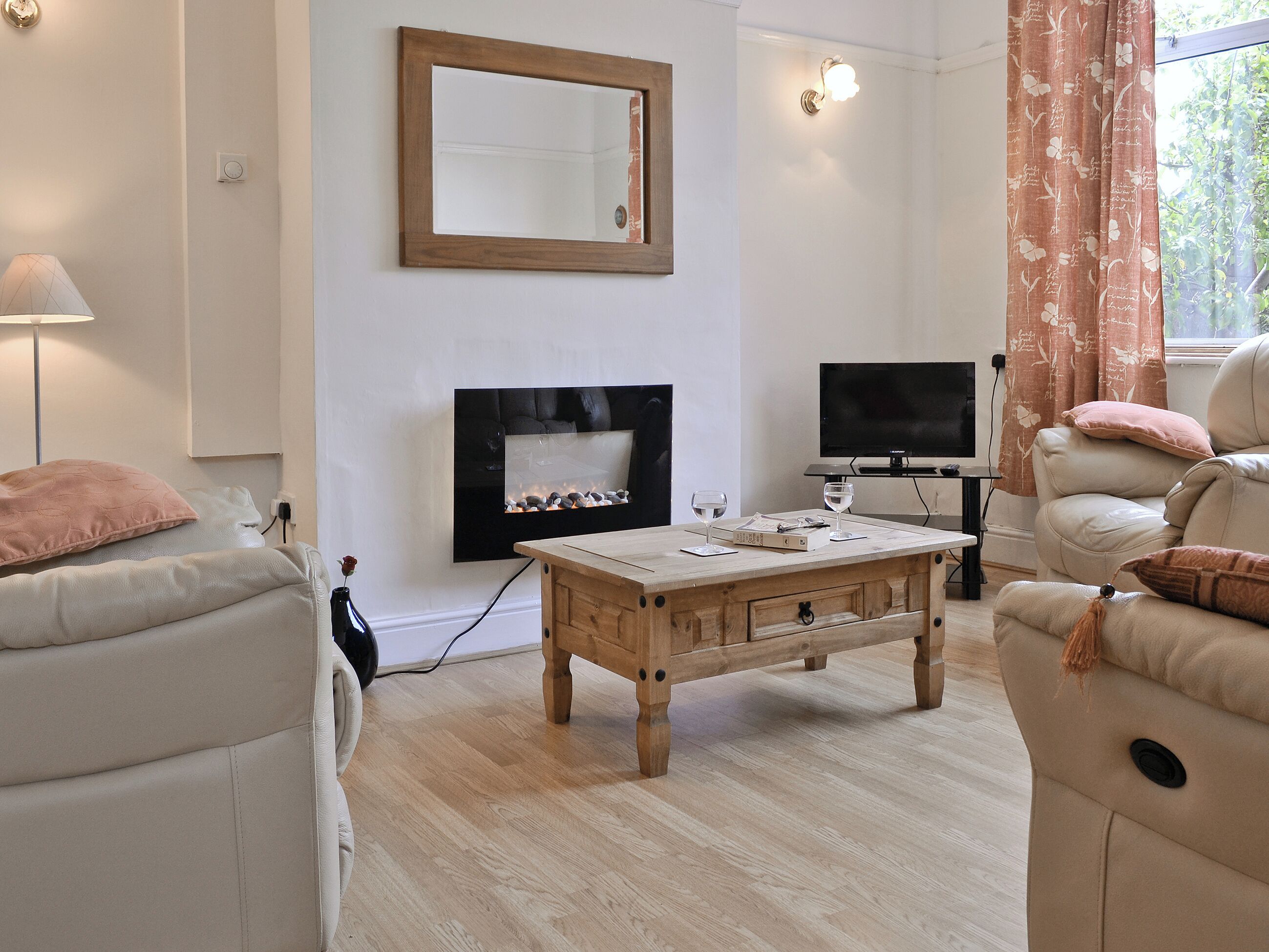 Living room | Maesmor, Bala