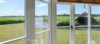 2 bedroom accommodation in Hickling