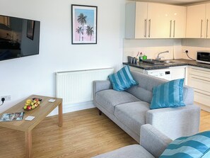 Living area - 2 bedroom accommodation in Porth, near Newquay (Porth, near Newquay)