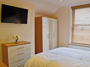 3 chambres, Wi-Fi gratuit, draps fournis