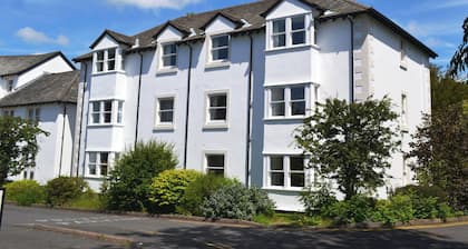 An attractive luxurious ground floor apartment in the centre of Keswick.