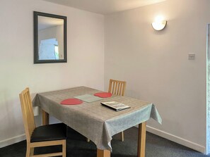 Dining - Carpenters Cottage - CV17 (Liskeard)