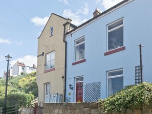 Exterior - 3 bedroom accommodation in Staithes, near Whitby (Staithes, near Whitby)