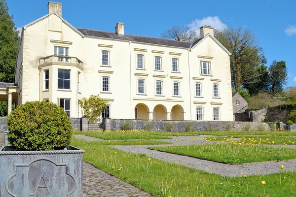Aberglasney Gardens | Carmarthenshire, Wales
