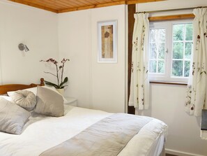 2 makuuhuonetta, ilmainen Wi-Fi, vuodevaatteet