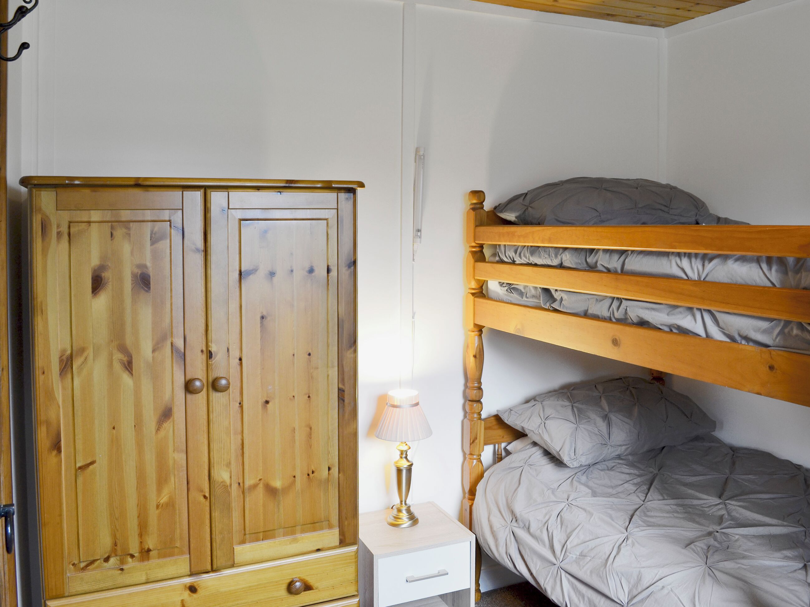 2 makuuhuonetta, ilmainen Wi-Fi, vuodevaatteet