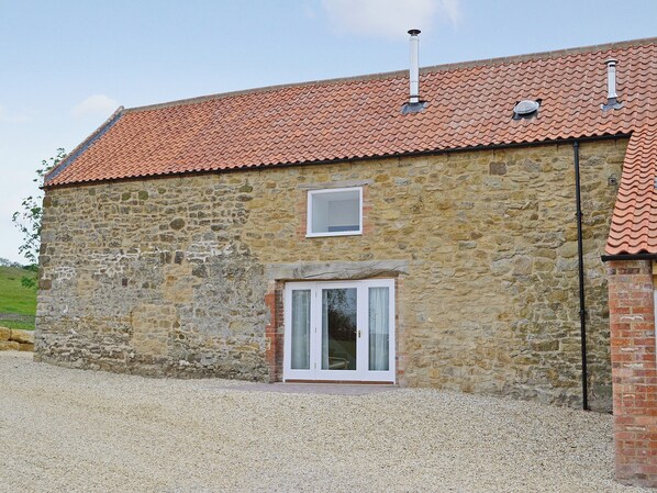 Exterior - 1 bedroom accommodation in North Willingham, near Market Rasen (North Willingham, near Market Rasen)