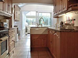 Dishwasher, freezer