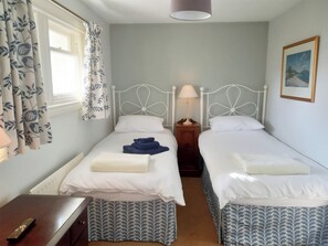 2 عدّة غرف نوم وواي فاي مجانًا وملاءات أسرّة