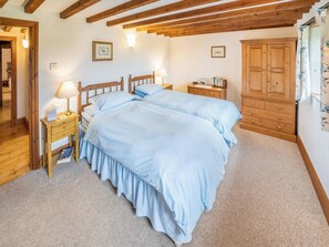 4 soverom, wi-fi (inkludert) og sengetøy