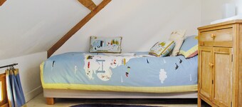 6 bedroom accommodation in Oxborough