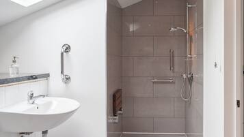 Ground floor wet room and wc | The Granary, Oxborough