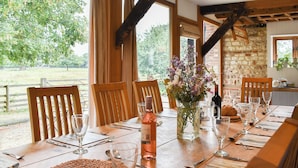 Dining - 6 bedroom accommodation in Oxborough (Oxborough)