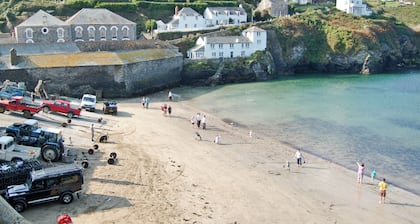 2 bedroom accommodation in Port Isaac