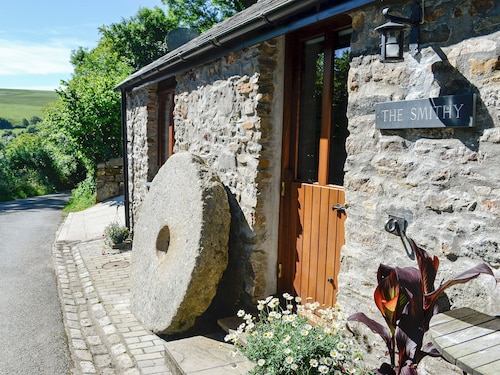 1 bedroom accommodation in Brentor, near Tavistock