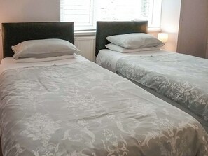 2 bedrooms, free WiFi, bed sheets