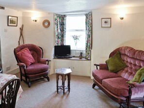 Living area - 1 bedroom accommodation in Lowick Bridge (Lowick Bridge)