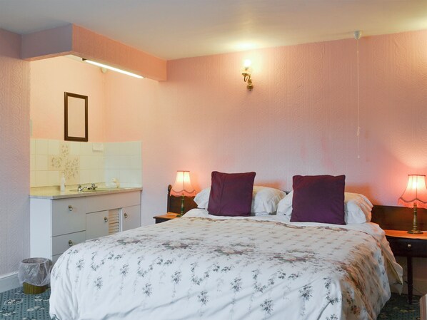 10 chambres, Wi-Fi gratuit, draps fournis