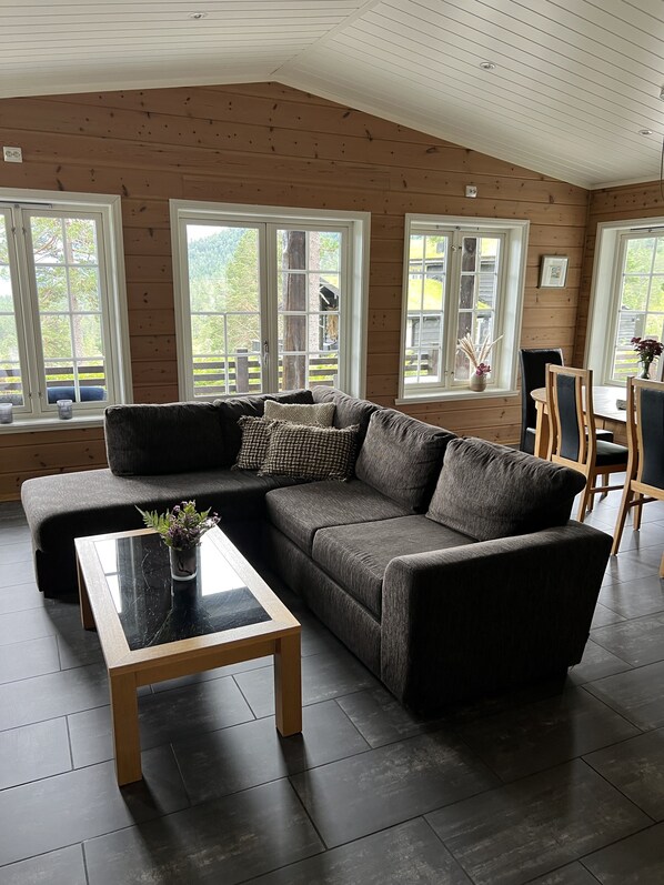 Family Cabin, Multiple Beds, Non Smoking, Mountain View | Living area | Plasma TV, heated floors