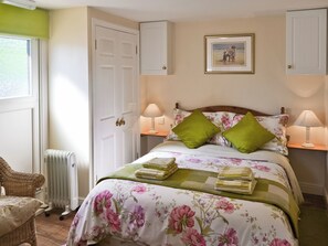 2 bedrooms, free WiFi, bed sheets - Daisy's Cottage Annexe - 28240 (Niton, near Ventnor)