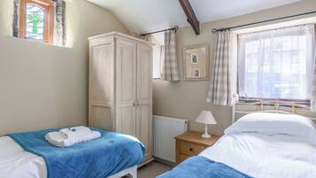 2 bedrooms, free WiFi, bed sheets