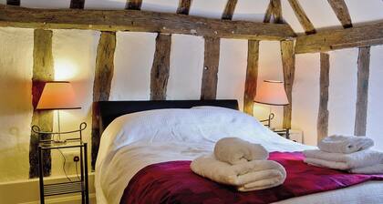 2 bedroom accommodation in Sproughton