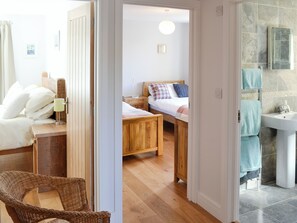 3 Schlafzimmer, kostenloses WLAN, Bettwäsche