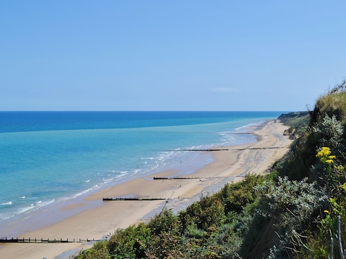 2 bedroom accommodation in Cromer