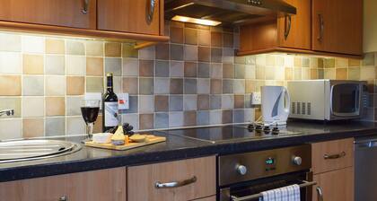 2 bedroom accommodation in Muckhart, near Gleneagles