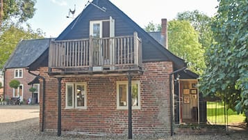 Exterior | Swallows Nest, Ilketshall St. Margaret, near Bungay