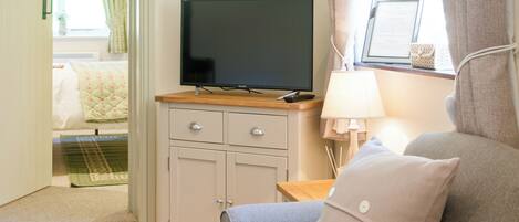1 bedroom, WiFi (free), bed sheets