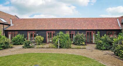 2 bedroom accommodation in Catfield