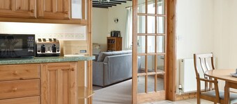 2 bedroom accommodation in Puncknowle, near Dorchester