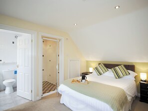 3 bedrooms, free WiFi, bed sheets