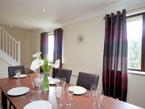 Dining - Lake View Cottage - CV7102 (Liskeard)