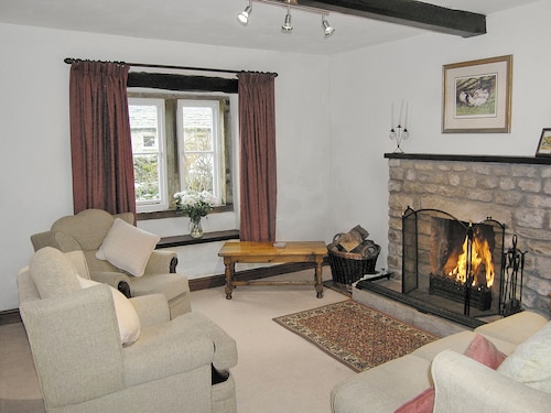 4 bedroom accommodation in Halton Gill, near Litton