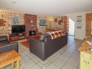 Living area - 3 bedroom accommodation in Flamborough (Flamborough)