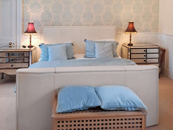 3 bedrooms, free WiFi, bed sheets